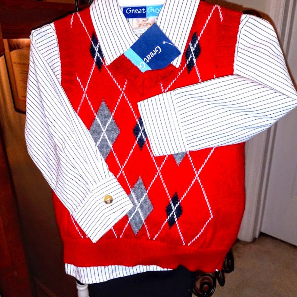 Preppy & Pinstripes! NEW w/TAG: Argyle Sweater Vest  3-pc Suit Set, 2T